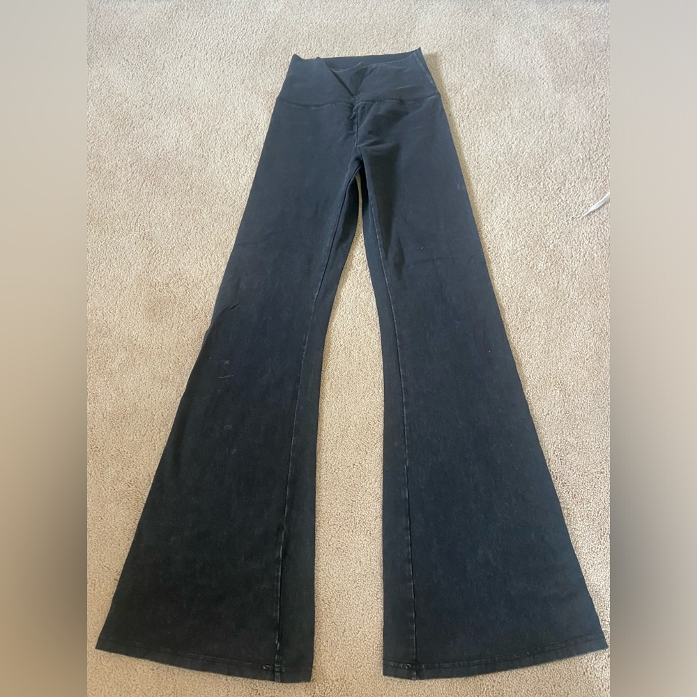 Aerie acid wash black flare leggings